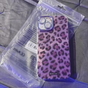 BRAND NEW pink cheetah print phone case